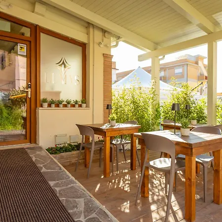 Guest house Aura - Lumys 3*