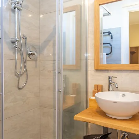 Aura - Lumys Guest house Fiumicino